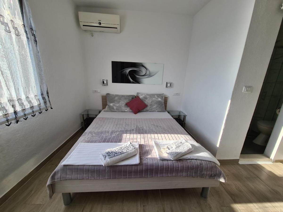 חוואר Gordana Apartments מראה חיצוני תמונה