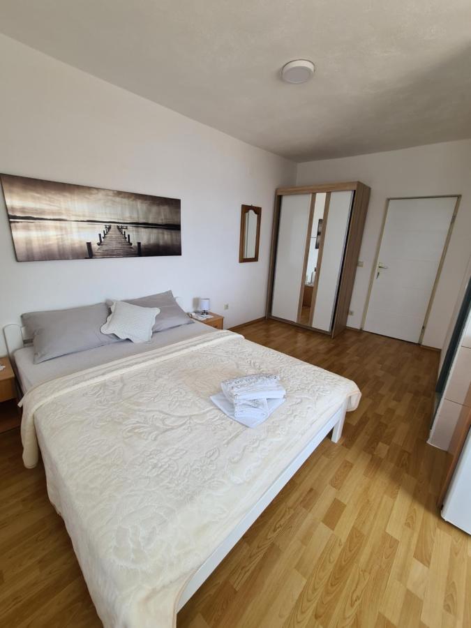 חוואר Gordana Apartments מראה חיצוני תמונה