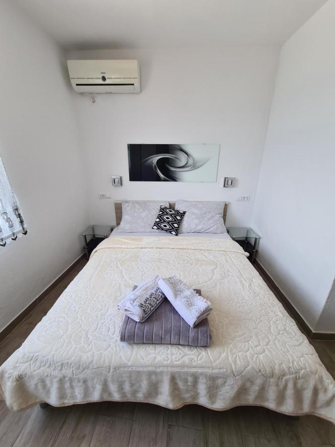 חוואר Gordana Apartments מראה חיצוני תמונה